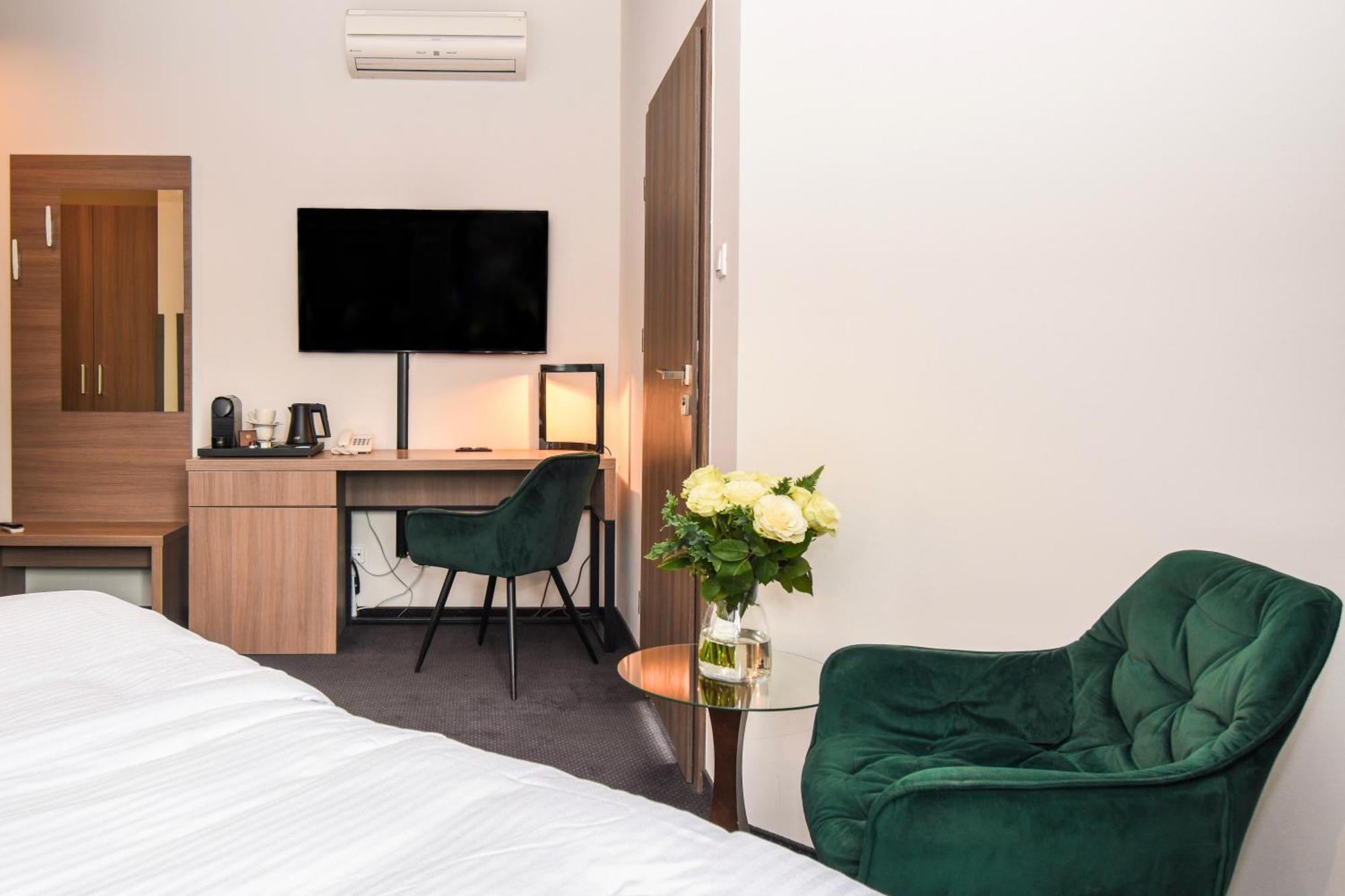 Hotel Saline Inowroclaw Ngoại thất bức ảnh