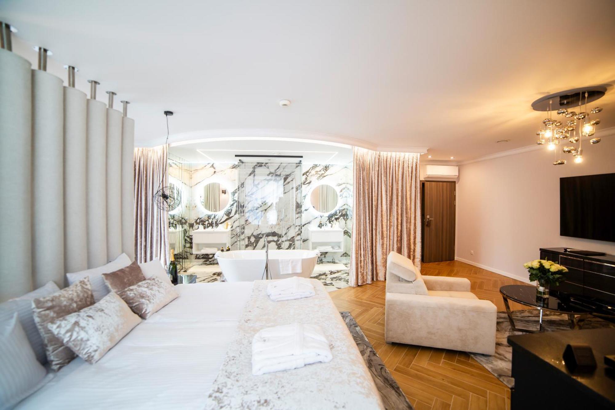 Hotel Saline Inowroclaw Ngoại thất bức ảnh